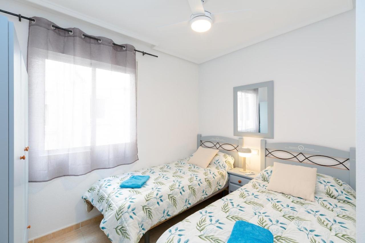 Petite Charming By Fidalsa Apartment Торевиеха Екстериор снимка